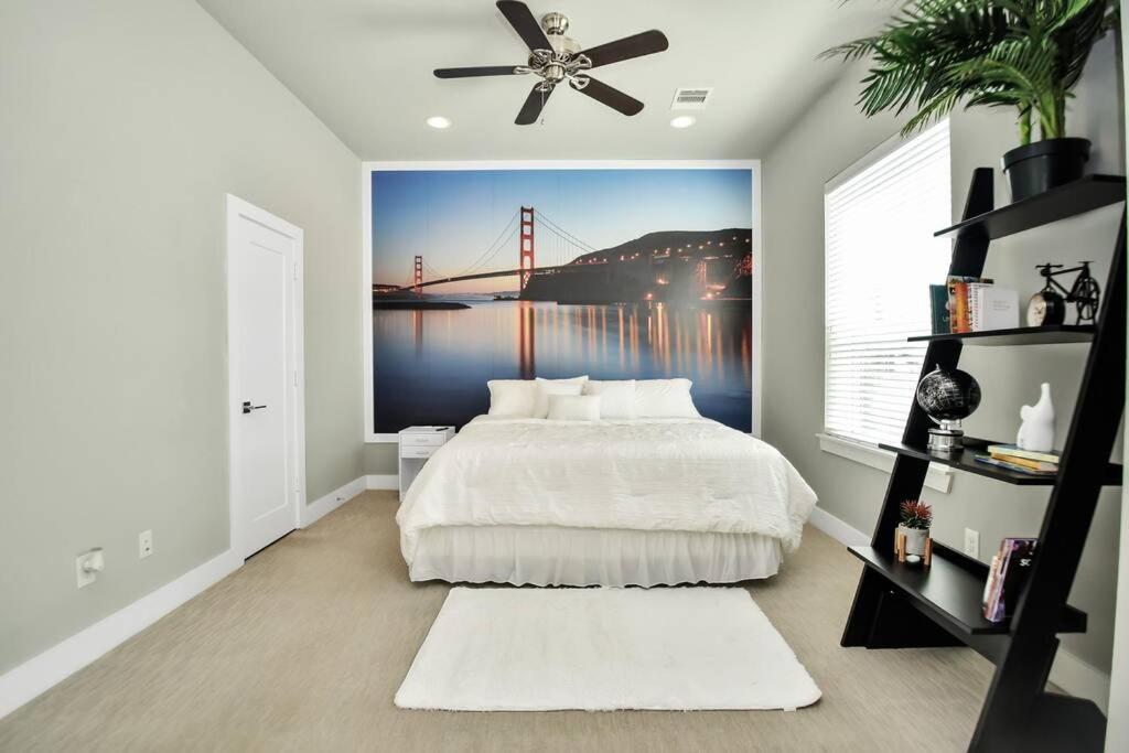 Amazing Rooftop! Downtown Skyline Views!!! Sleeps 15 Houston Kültér fotó